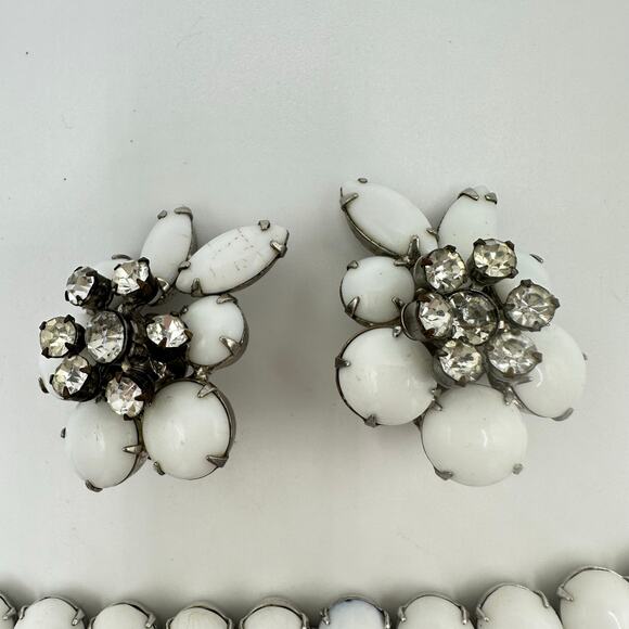 Kramer of New York silver tone milk glass rhinestones bracelet clip on earrings - Picture 5 of 10